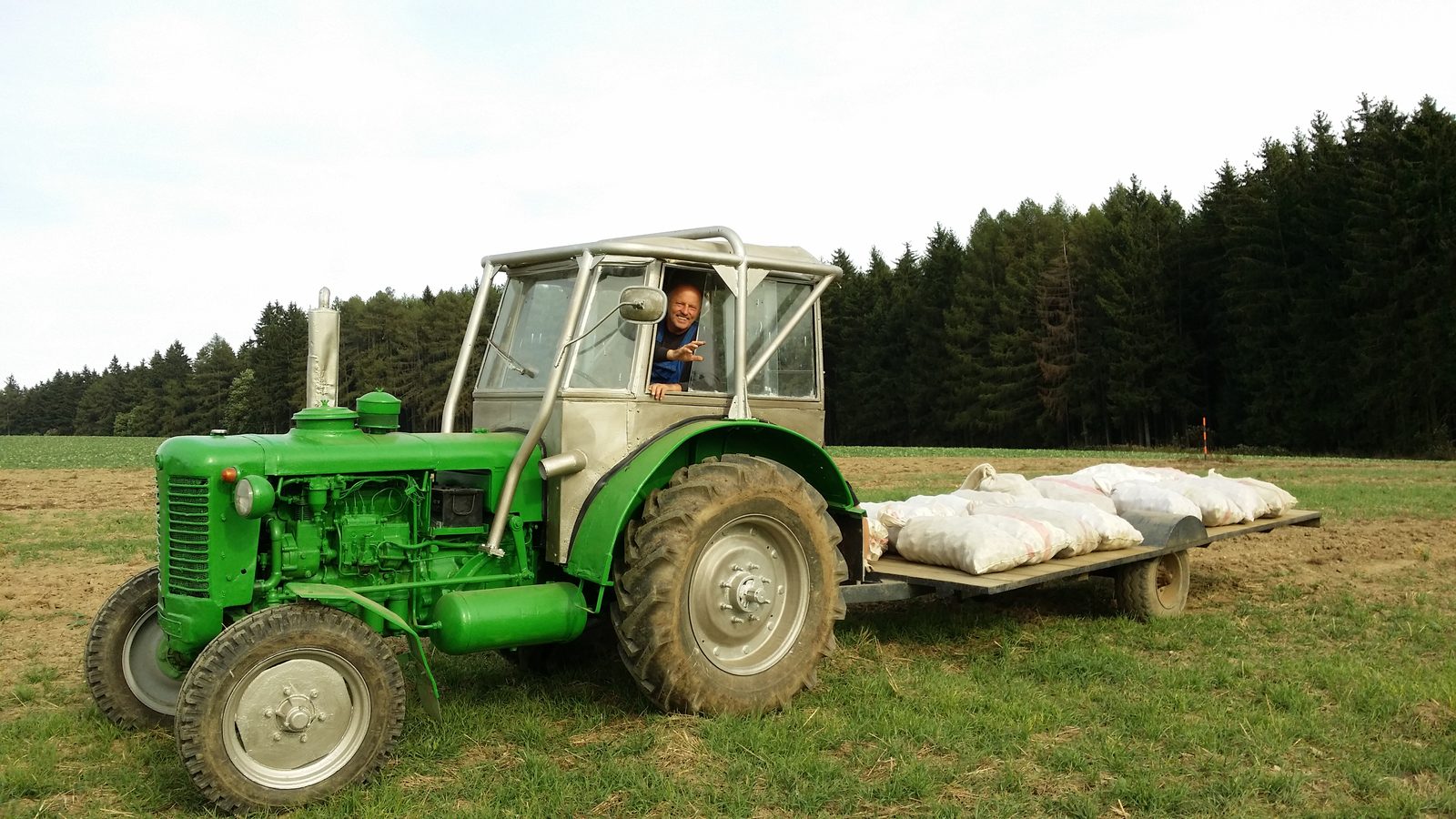 Tradiční zemědělská technika na farmě JOSEVA